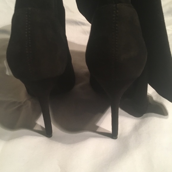 Boots - Picture 4 of 6